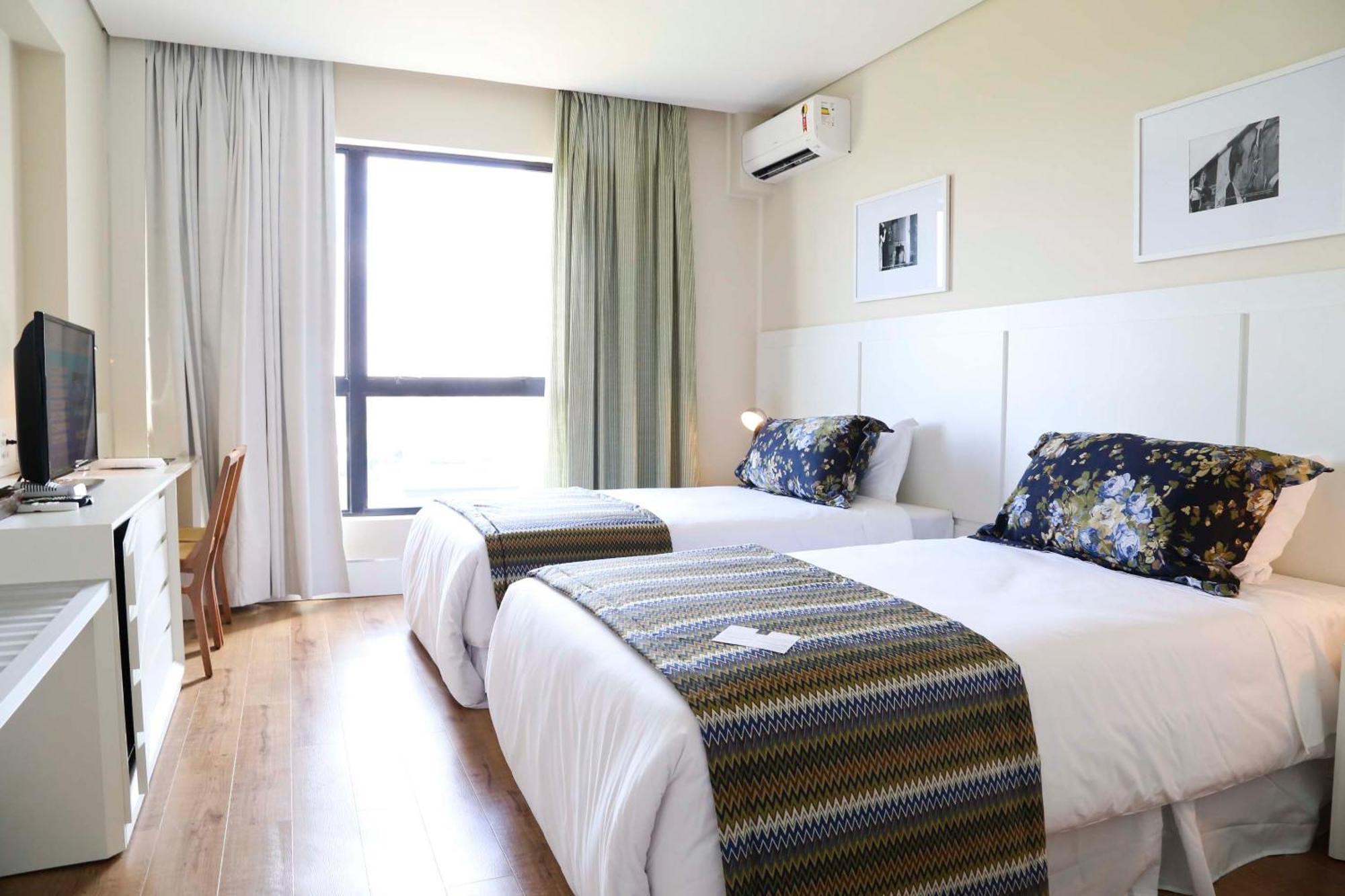 Twin Room,1220992150:JPEG